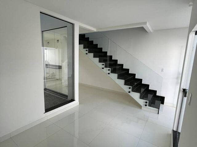 #222 - Casa para Venda em Vitória da Conquista - BA - 2