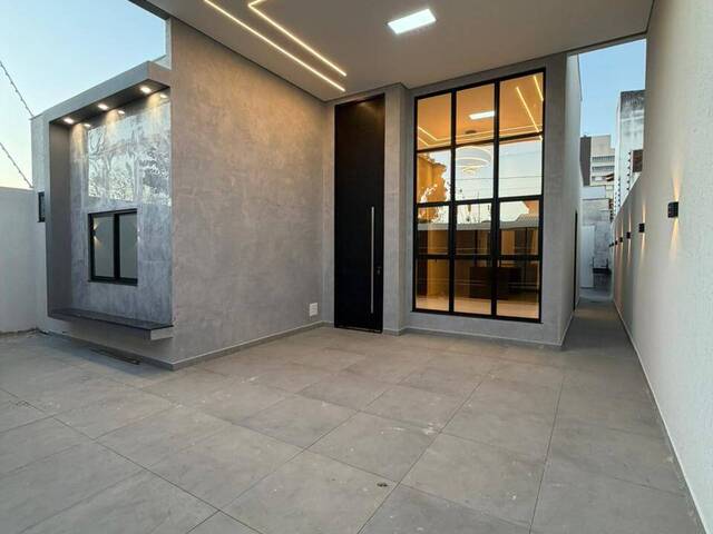 Casa para Venda em Vitória da Conquista - 2