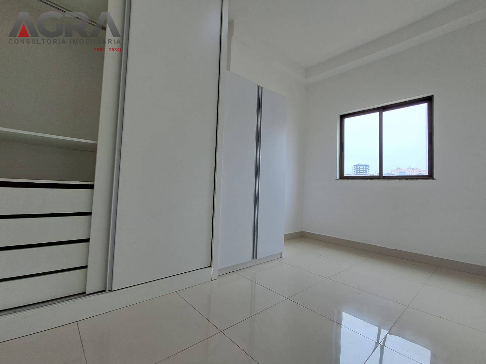 Apartamento à venda com 3 quartos, 90m² - Foto 12