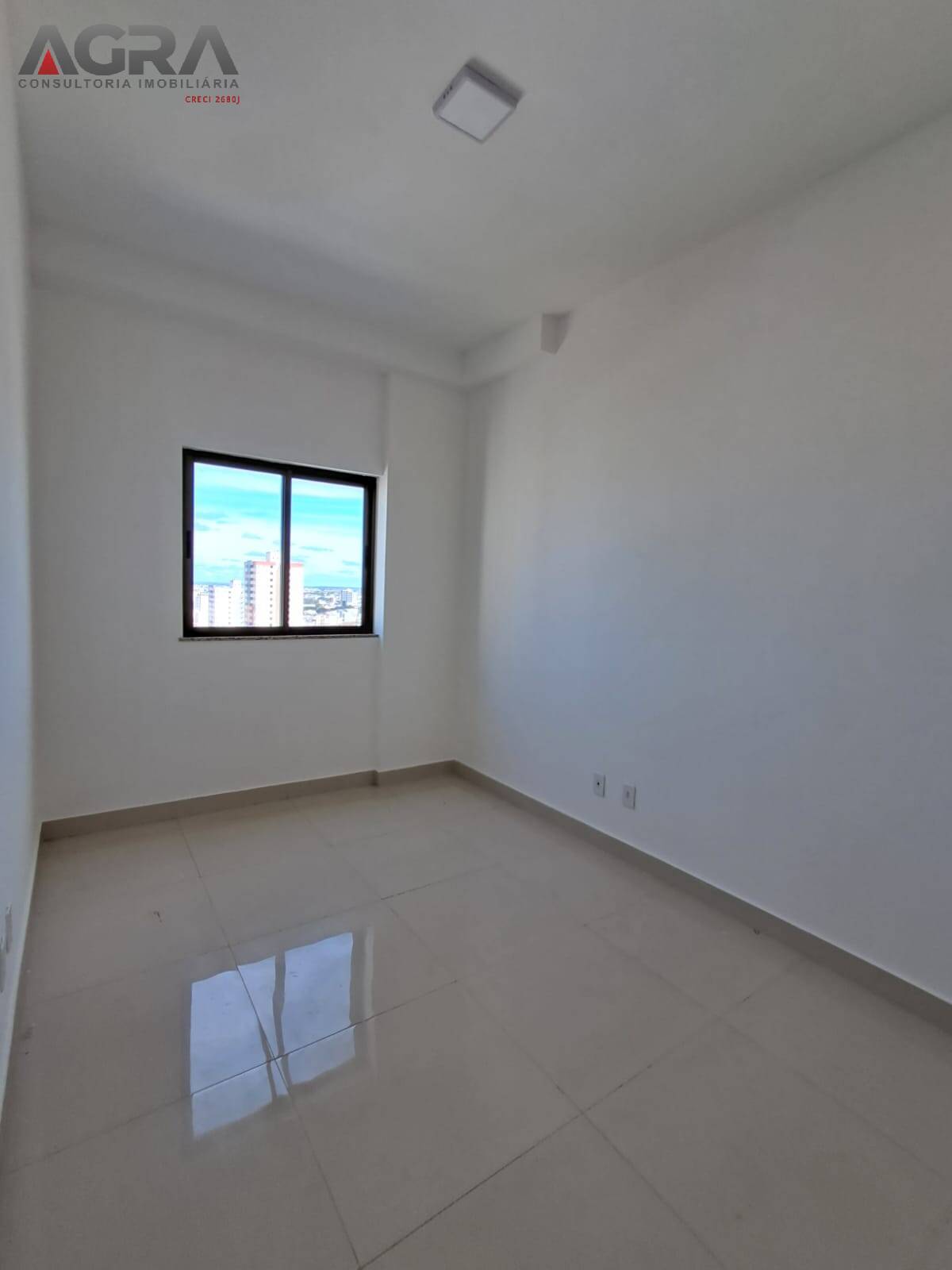 Apartamento para alugar com 3 quartos, 90m² - Foto 10
