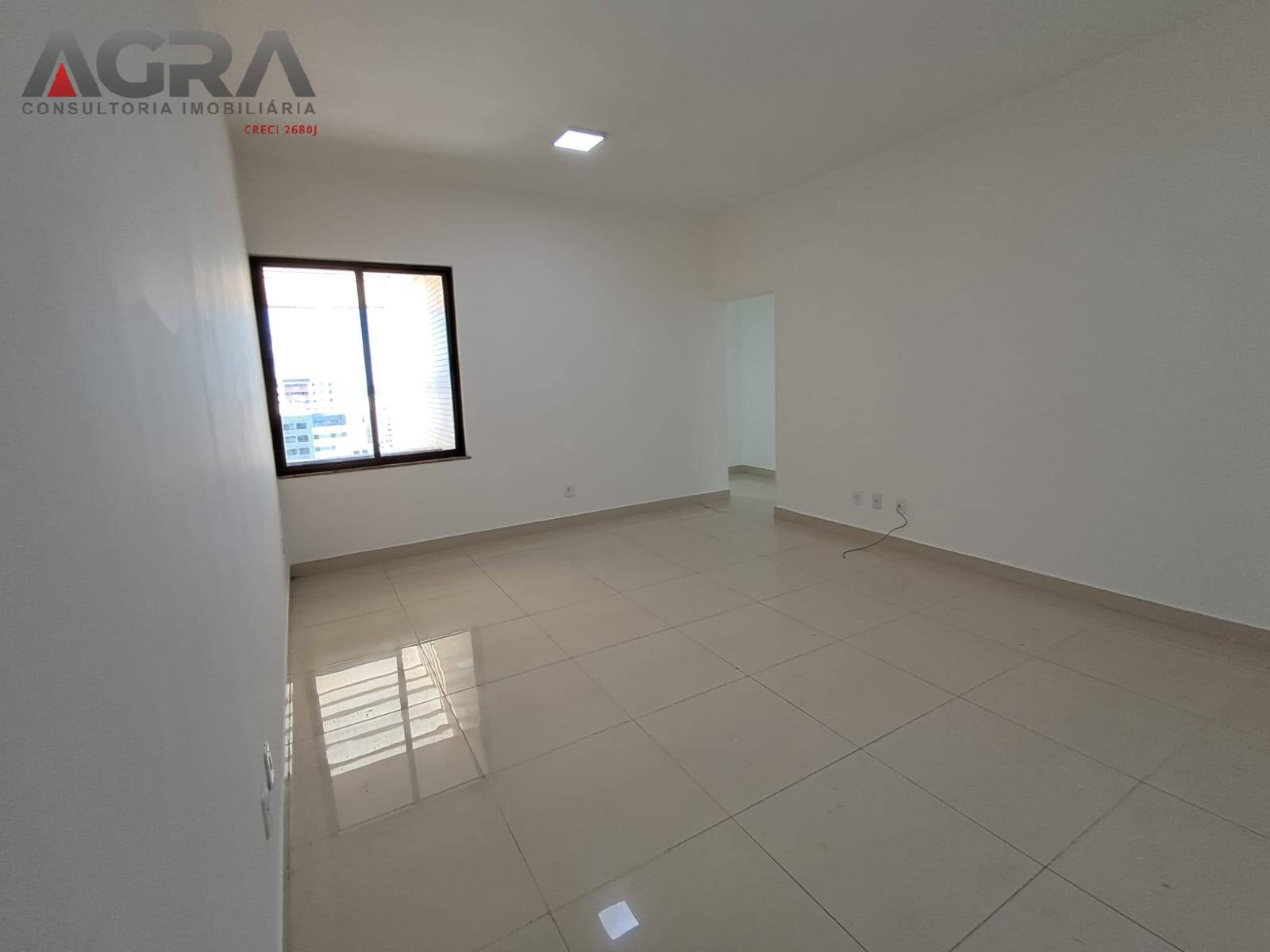 Apartamento para alugar com 3 quartos, 90m² - Foto 11